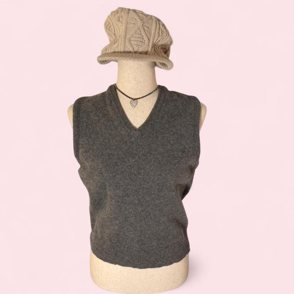 Vintage Lord Jeff Grey 100% Lambswool Sweater Vest Made in USA V-Neck Medium